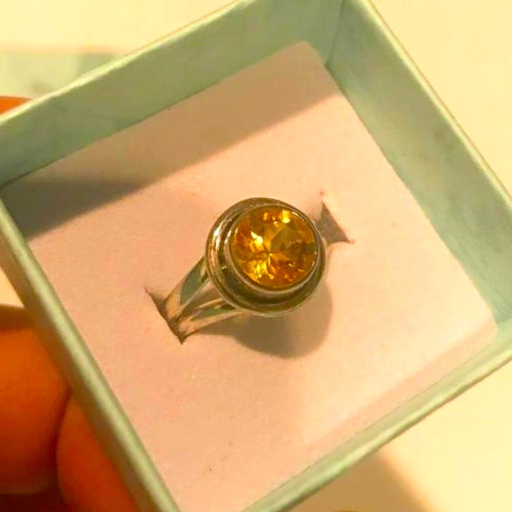 Dainty (925) Silver Ring with Yellow Citine Gem